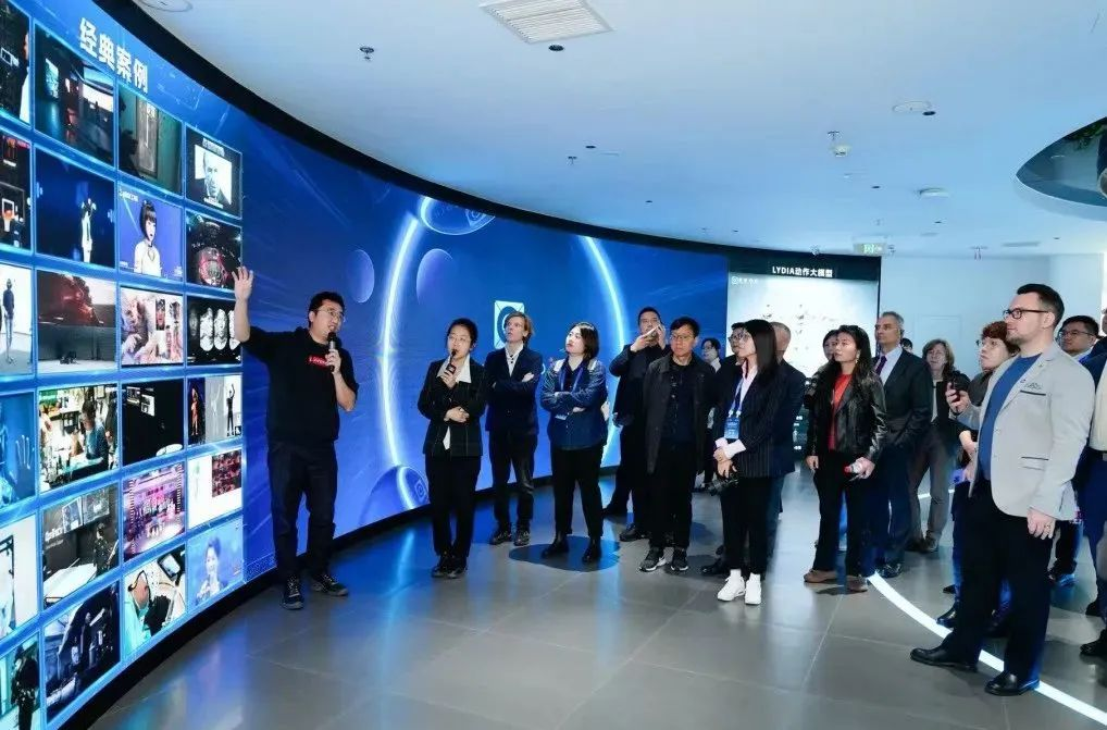 霸榜 | 四大榜单尽数囊括，南宫NG·28(中国)相信品牌力量集团连续五年斩获“极光”大奖